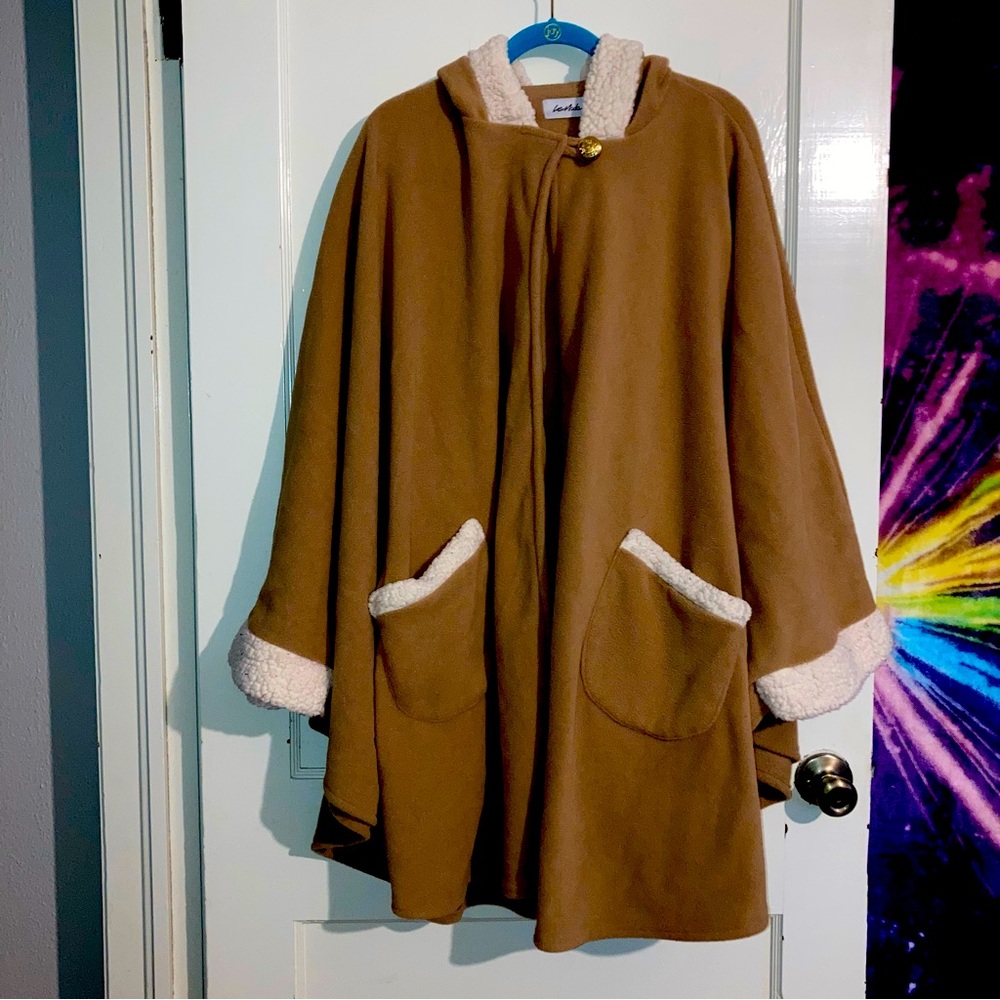 ✨ Le Moda Vintage Hooded Winter Cape – One Size Plus ✨